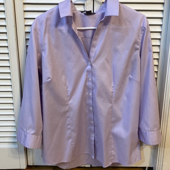 Eddie Bauer Wrinkle Free Shaped Fit Blouse Button - Picture 2 of 7